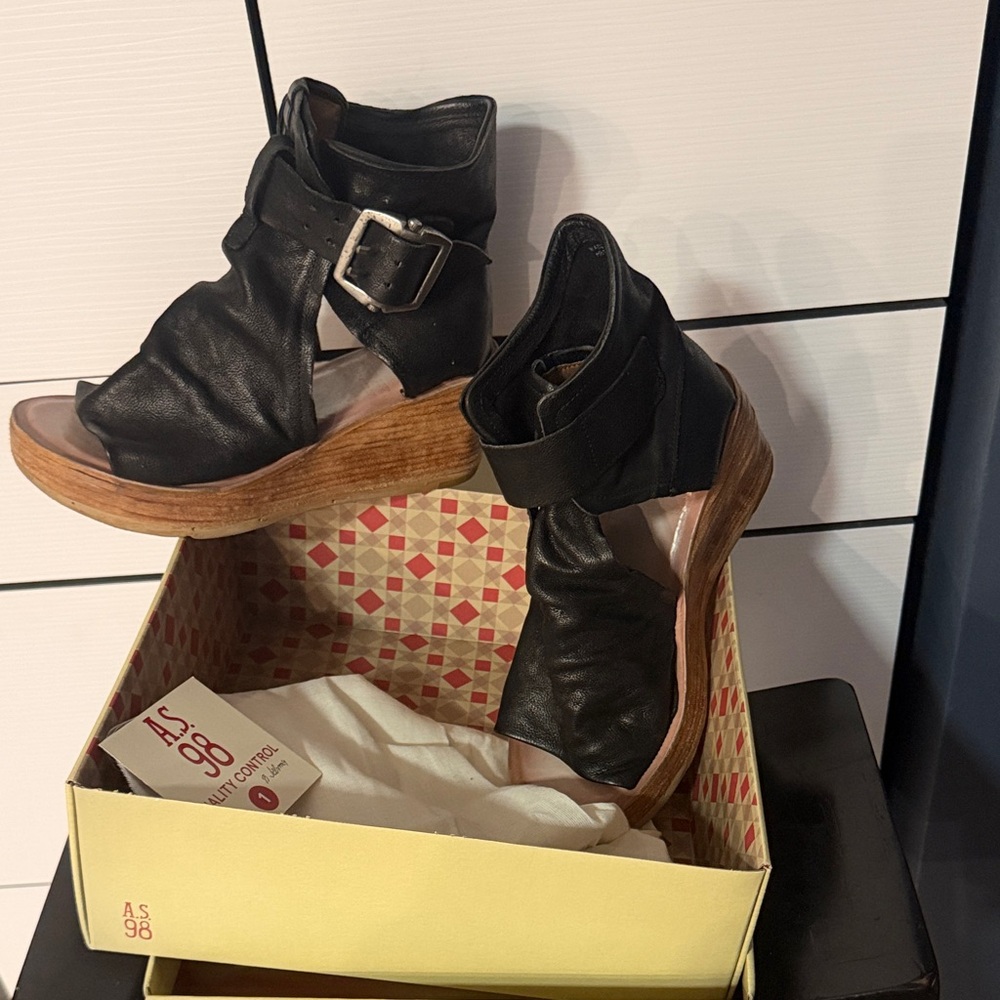 A.S.98 Black Leather Wedge Sandals